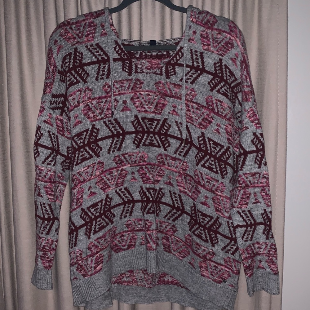 AE printed sweater